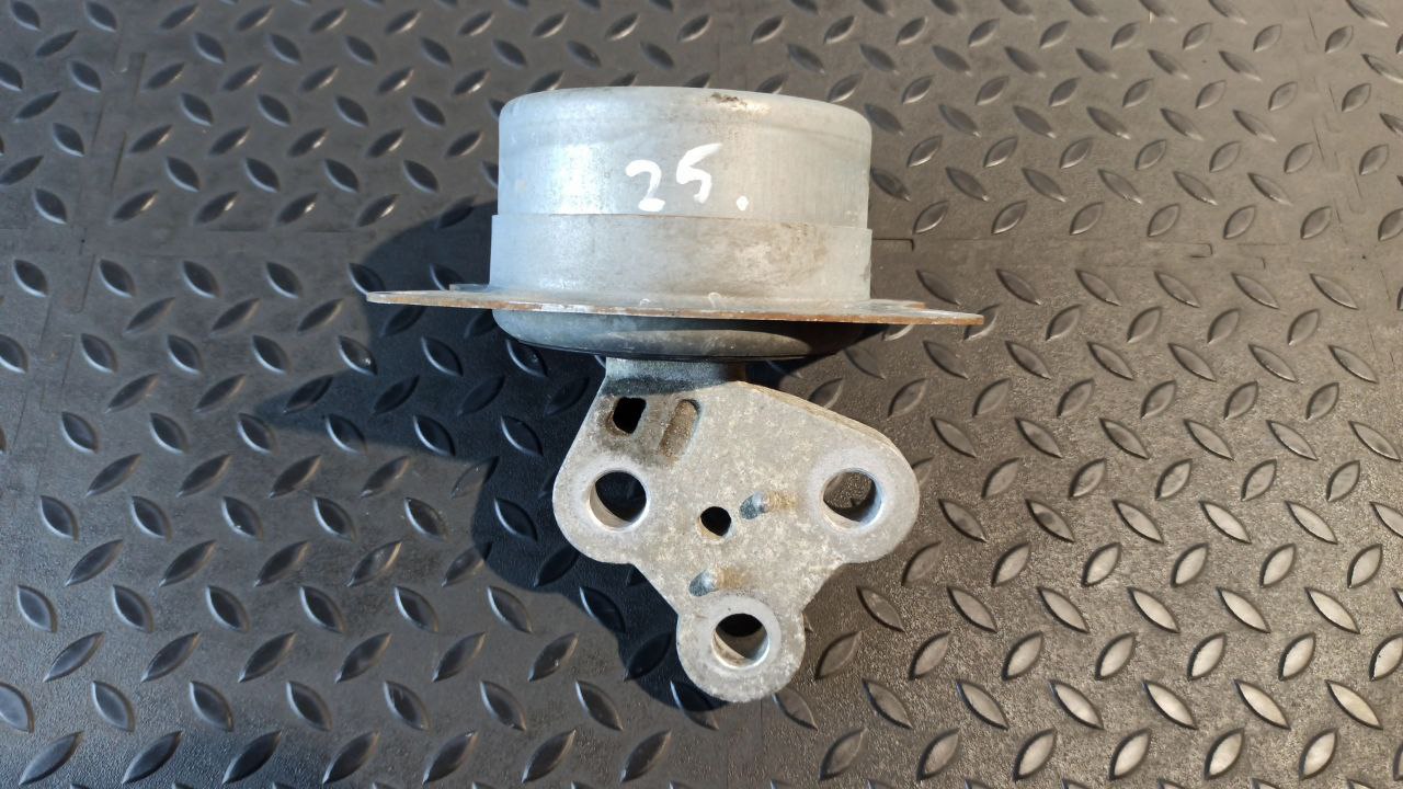 Опора двигателя Opel Vectra/C 2002-2008