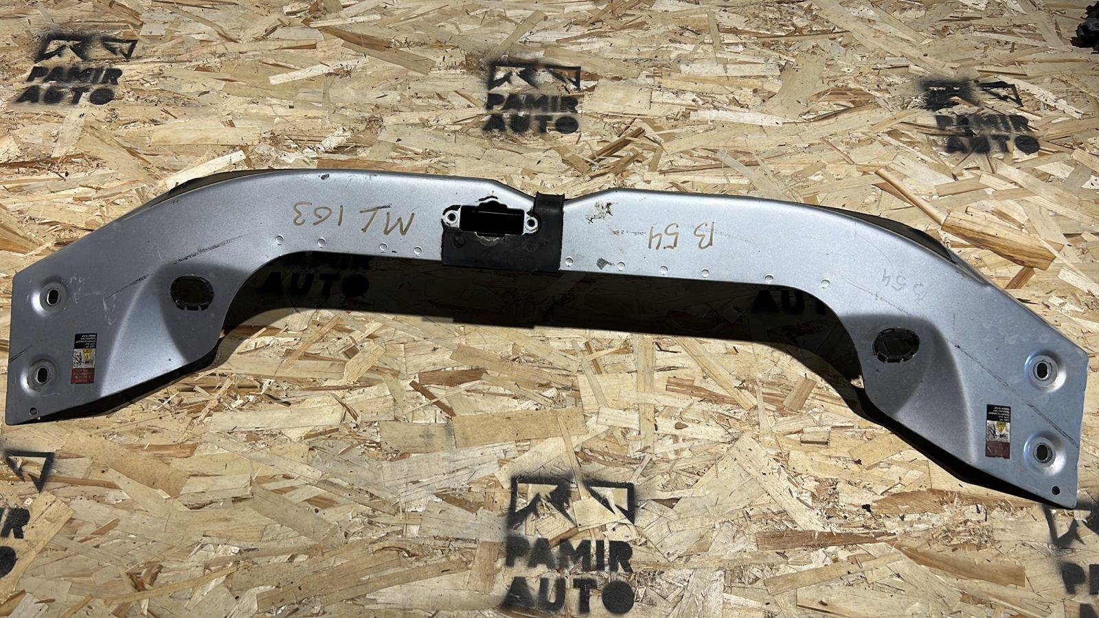 Панель передняя (Телевизор) верхняя часть Mercedes M/W163 1997-2005