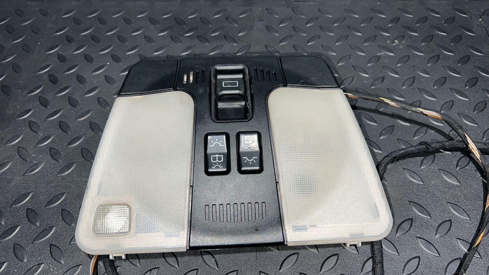 Плафон салонный Mercedes C/W202 1993-2001