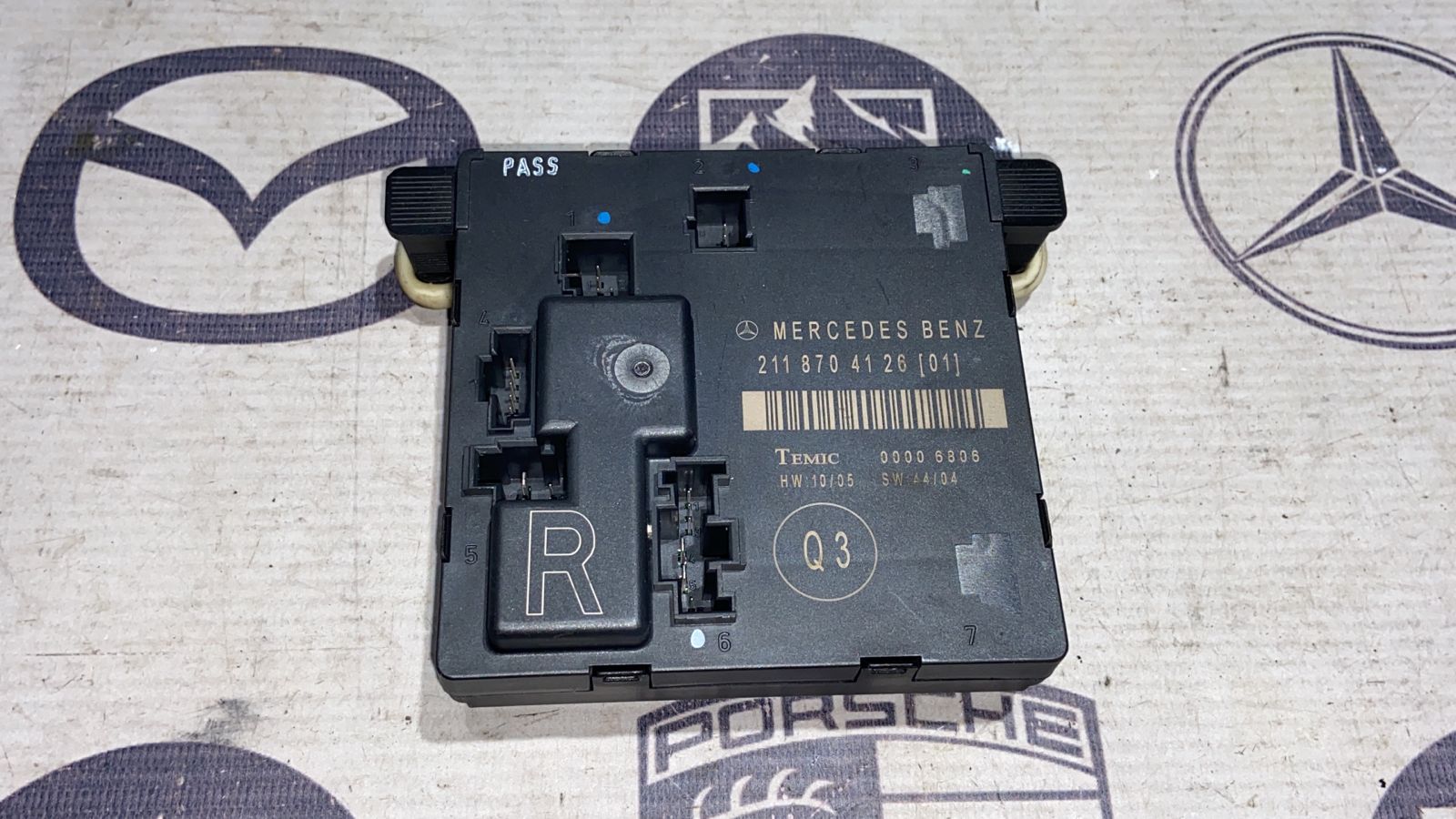 Блок комфорта двери задний правый Mercedes E/W211 2002-2009