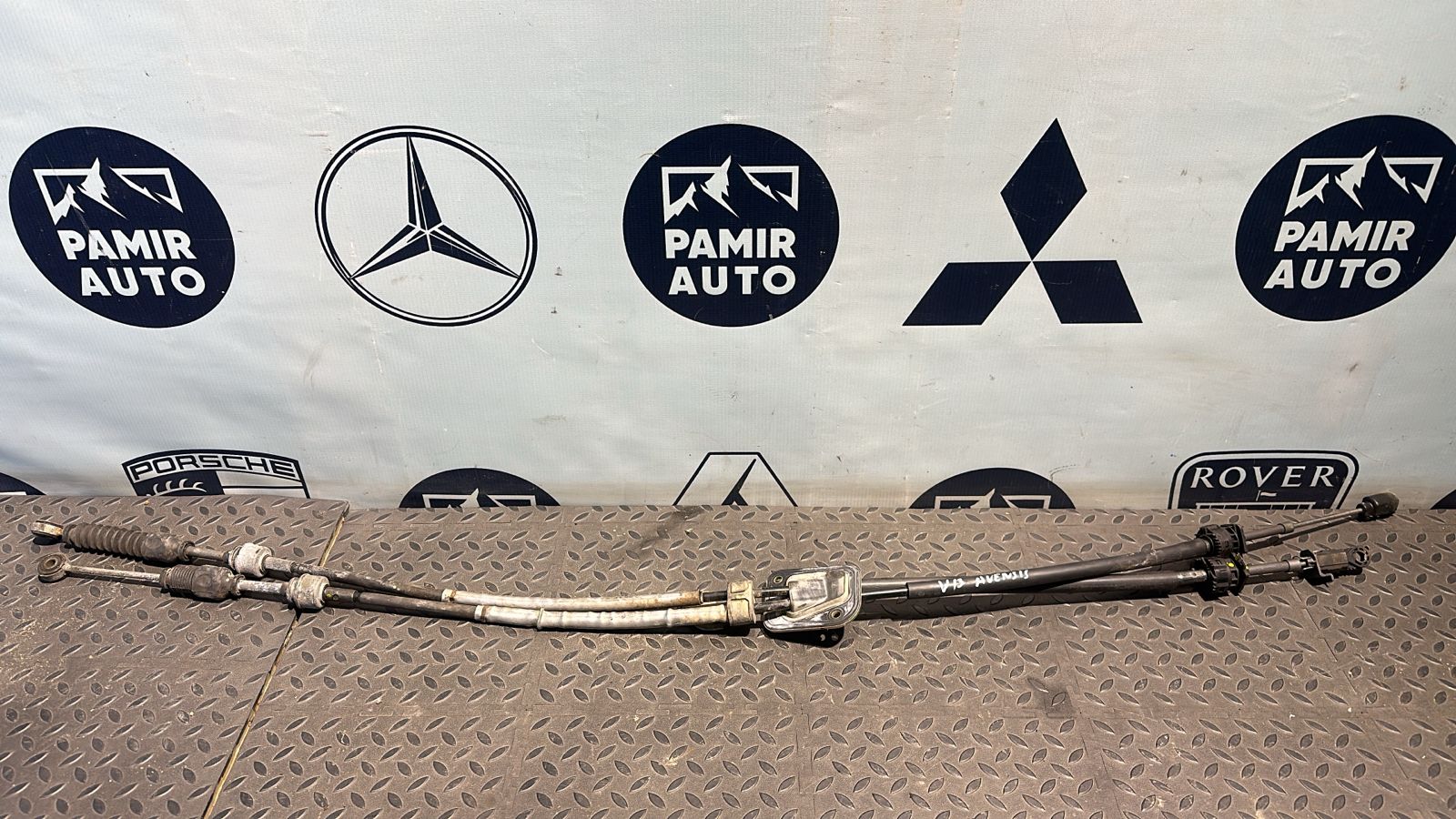 Трос МКПП Toyota Avensis/2 2003-2009