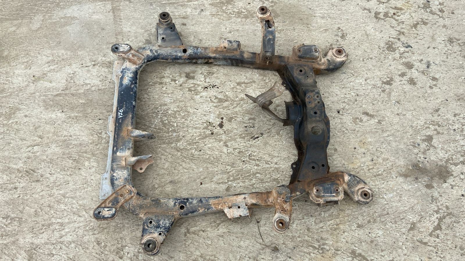 Балка передняя (Подрамник) Opel Zafira/B 2005-2014