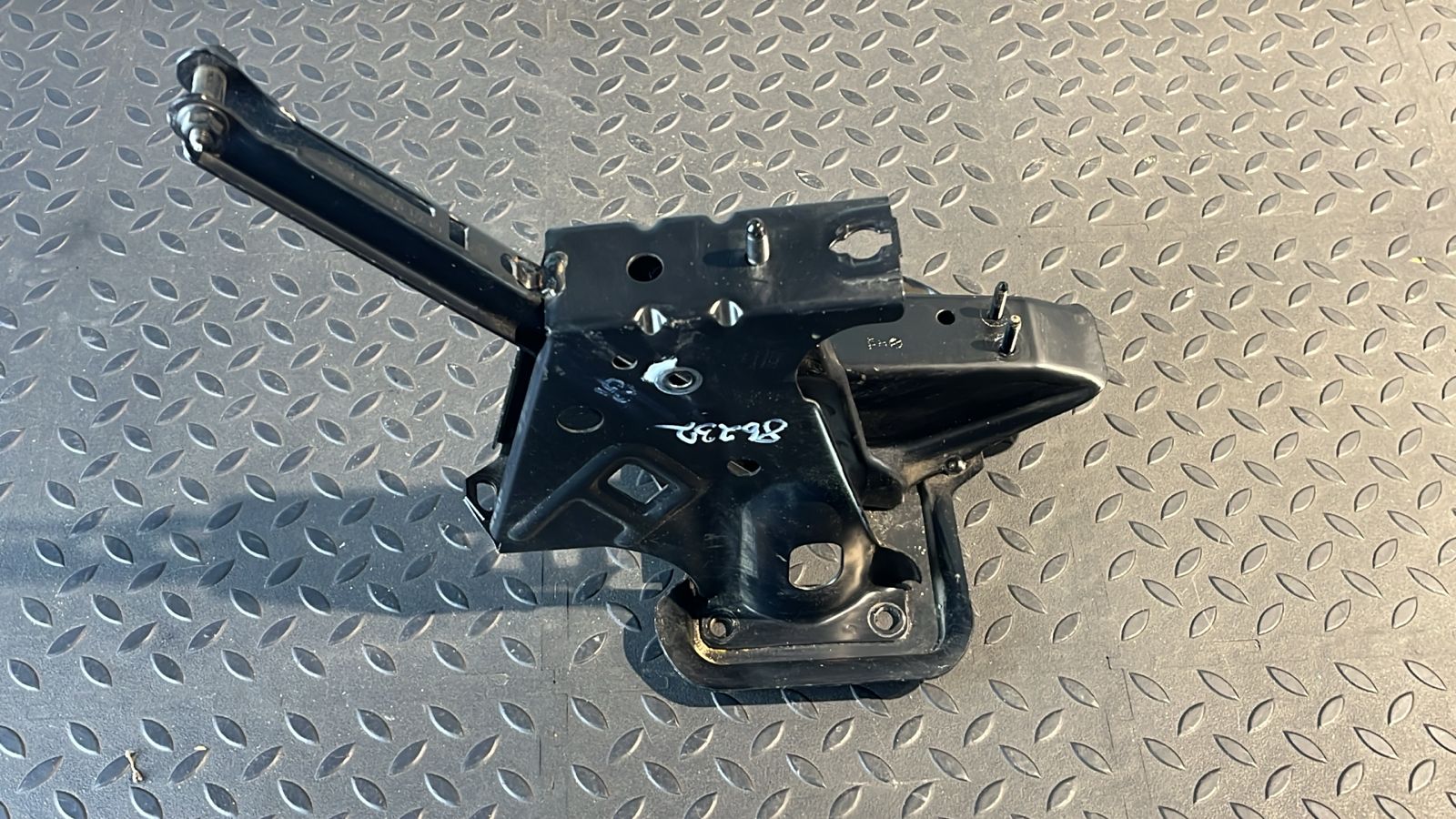 Кронштейн педалей (Тормоз) Volkswagen Golf/4 1997-2006