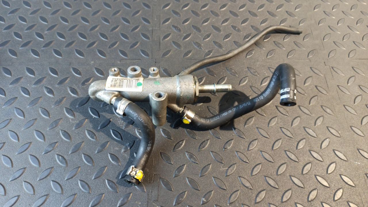 Регулятор давления топлива Opel Zafira/B 2005-2014