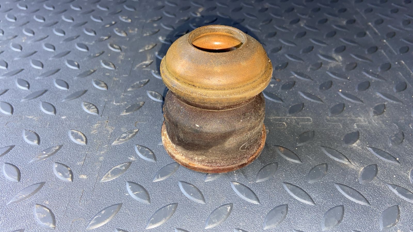 Отбойник амортизатора передний Ford Mondeo/3 2000-2007