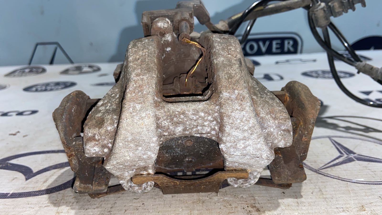 Суппорт задний правый Mercedes E/W211 2002-2009