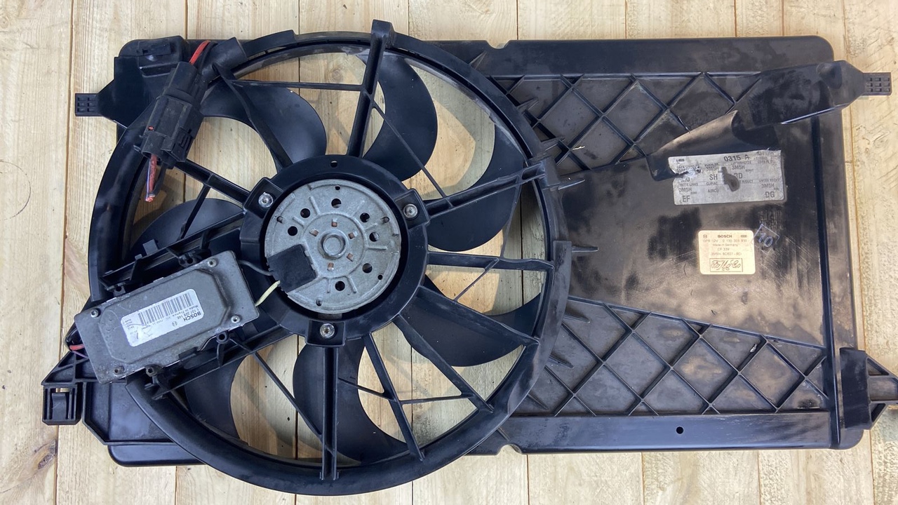 Вентилятор радиатора Ford C-Max 2003-2010