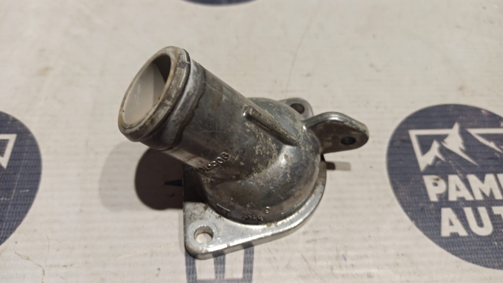 Крышка термостата Opel Vectra/C 2002-2008