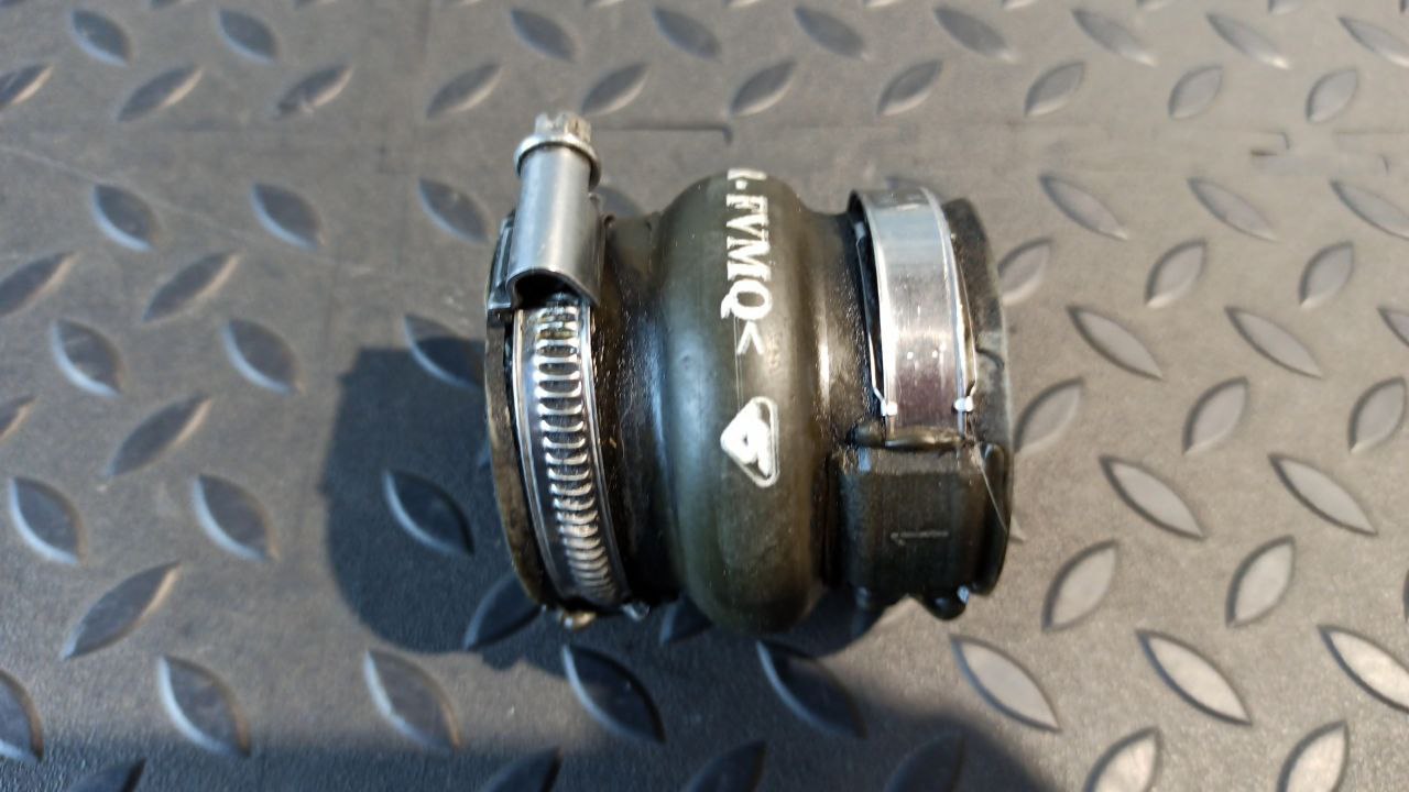 Патрубок интеркулера Ford Focus/2 2004-2011