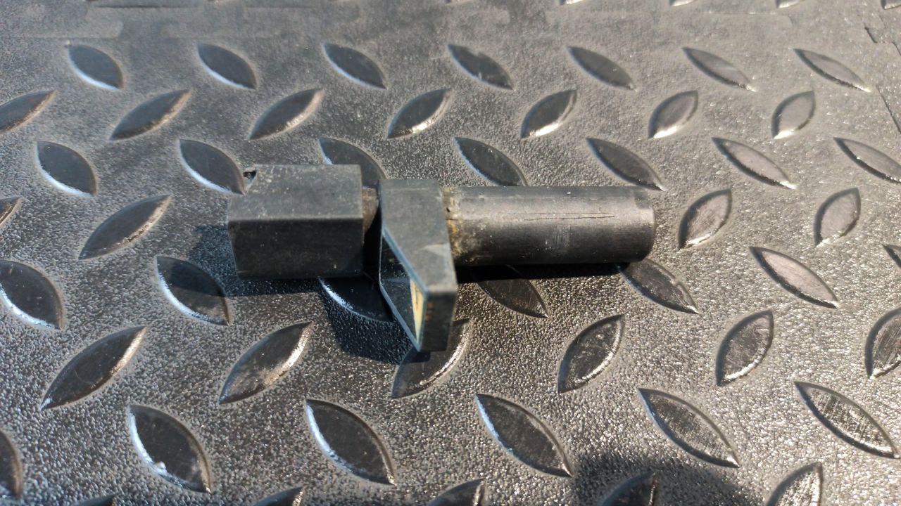 Датчик положения коленвала Mercedes C/W203 2000-2008