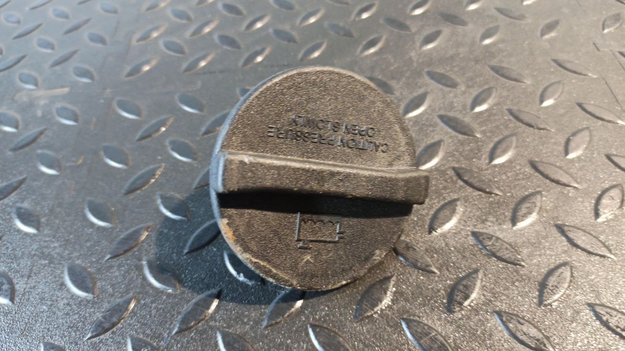 Крышка расширительного бачка Mercedes Vito/W639 2003-2014