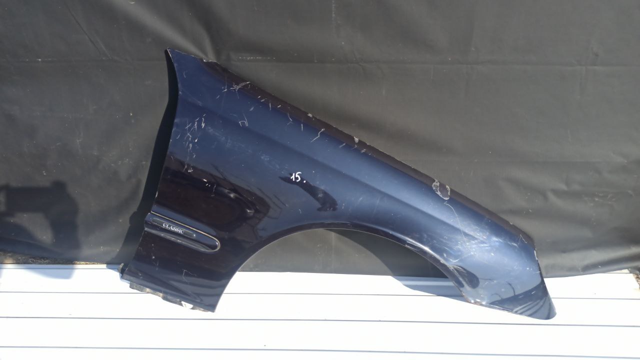Крыло переднее правое Mercedes C/W203 2000-2008
