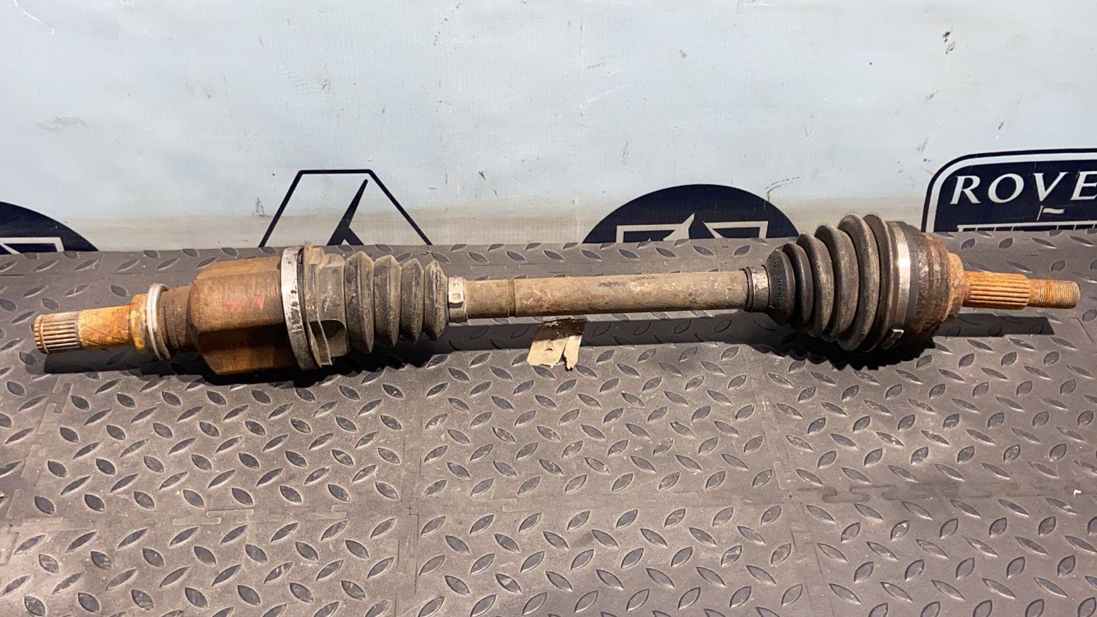 Полуось передняя левая Renault Megane/2 2002-2009