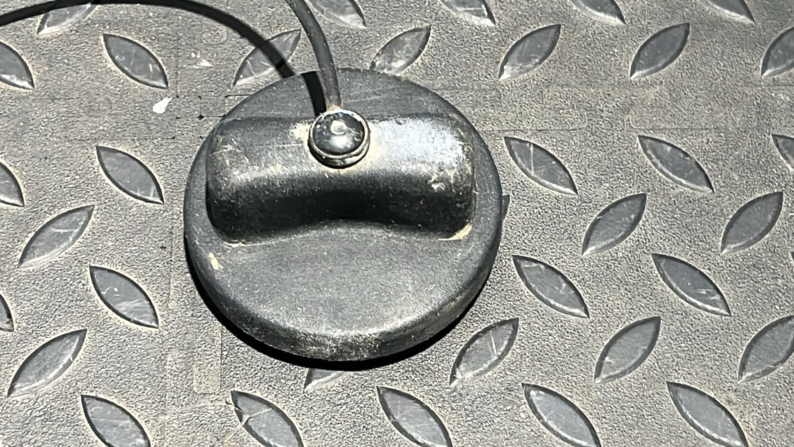 Крышка топливного бака Mercedes Vito/W639 2003-2014