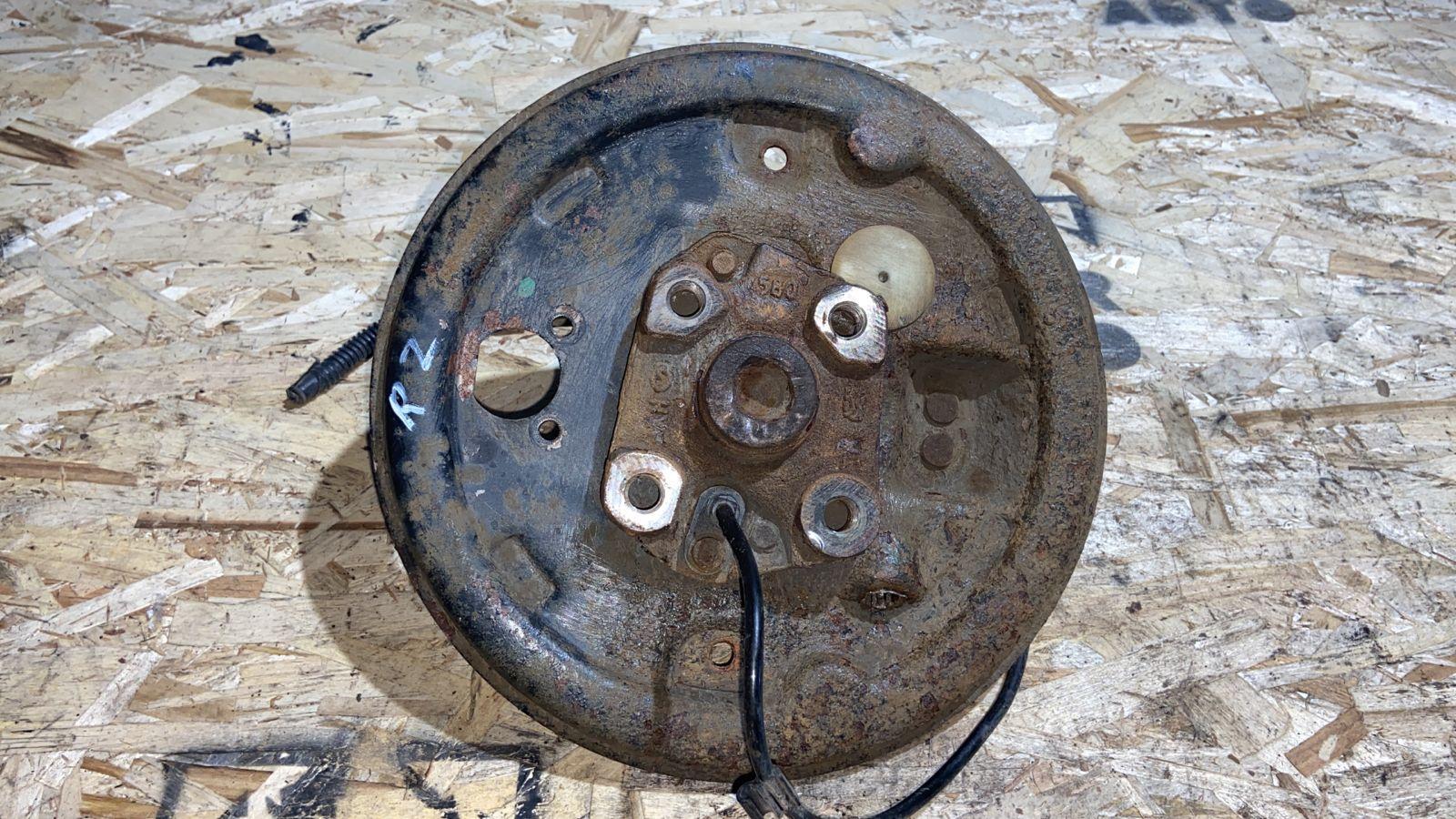 Кулак поворотный задний правый Opel Corsa/D 2006-2014