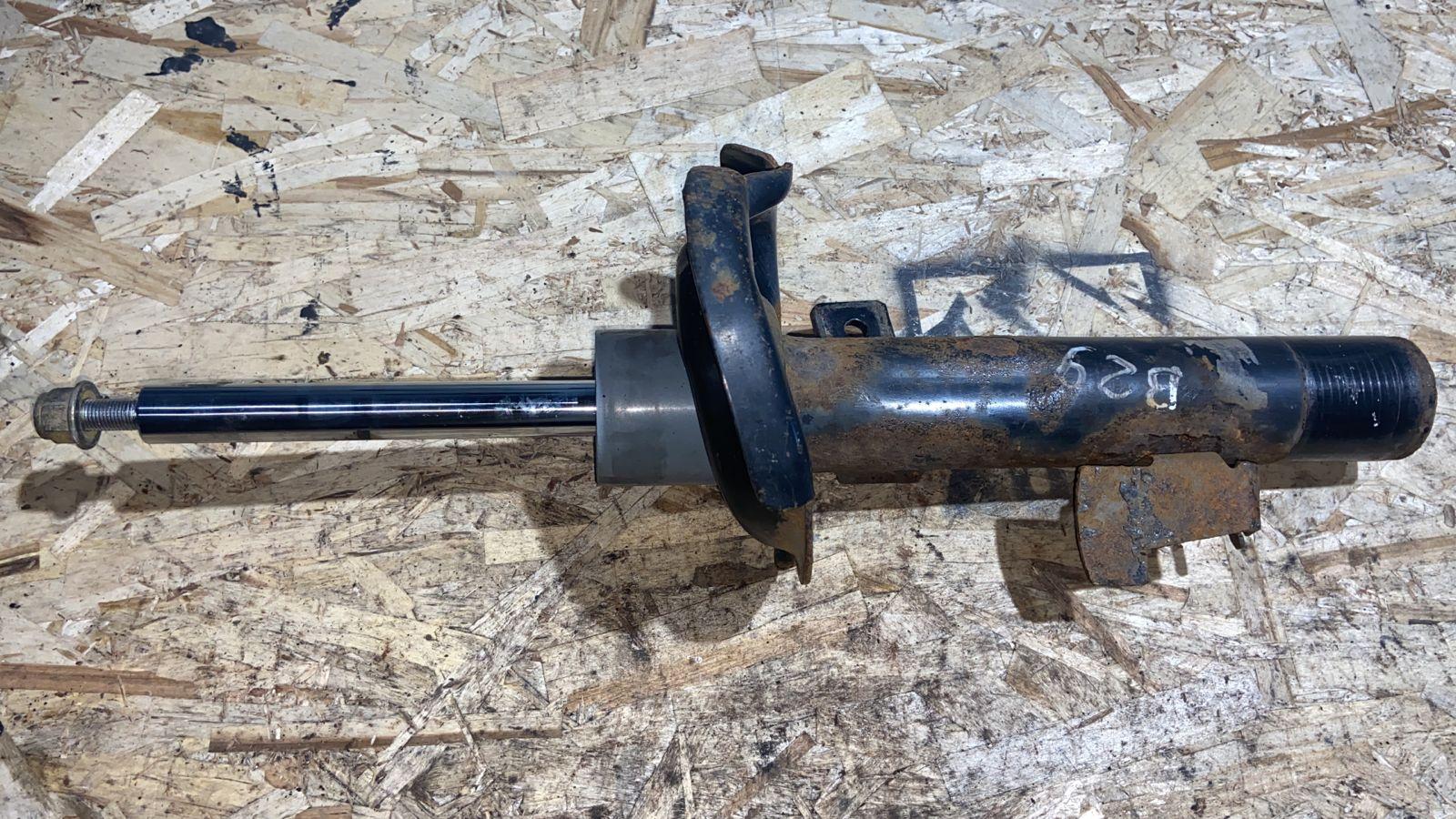 Амортизатор передний левый Ford Focus/2 2004-2011