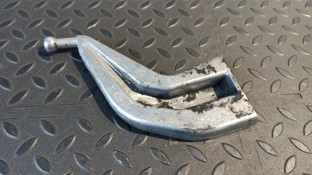 Кронштейн ГУР Mercedes E/W211 2002-2009