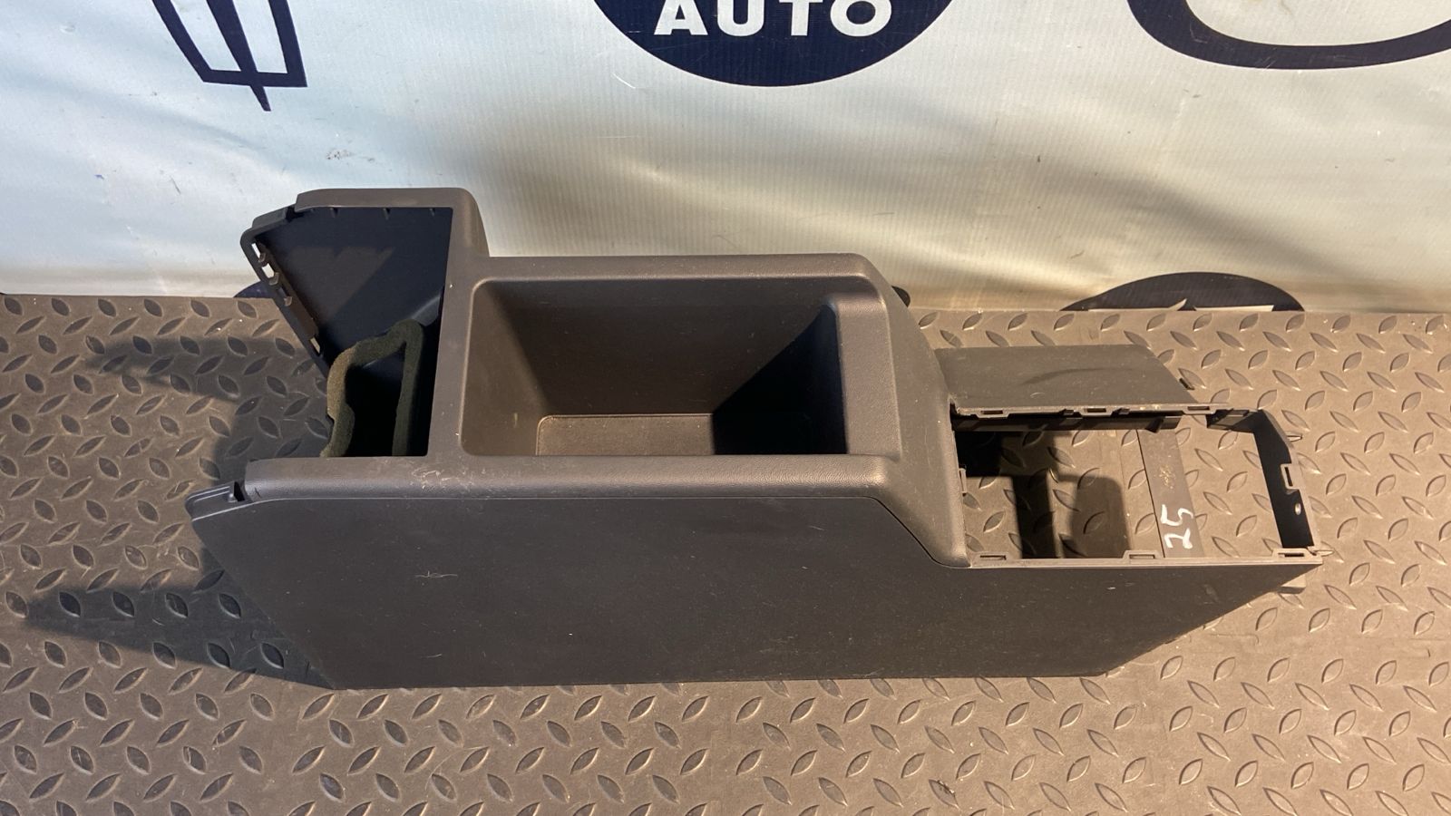 Консоль Opel Vectra/C 2002-2008