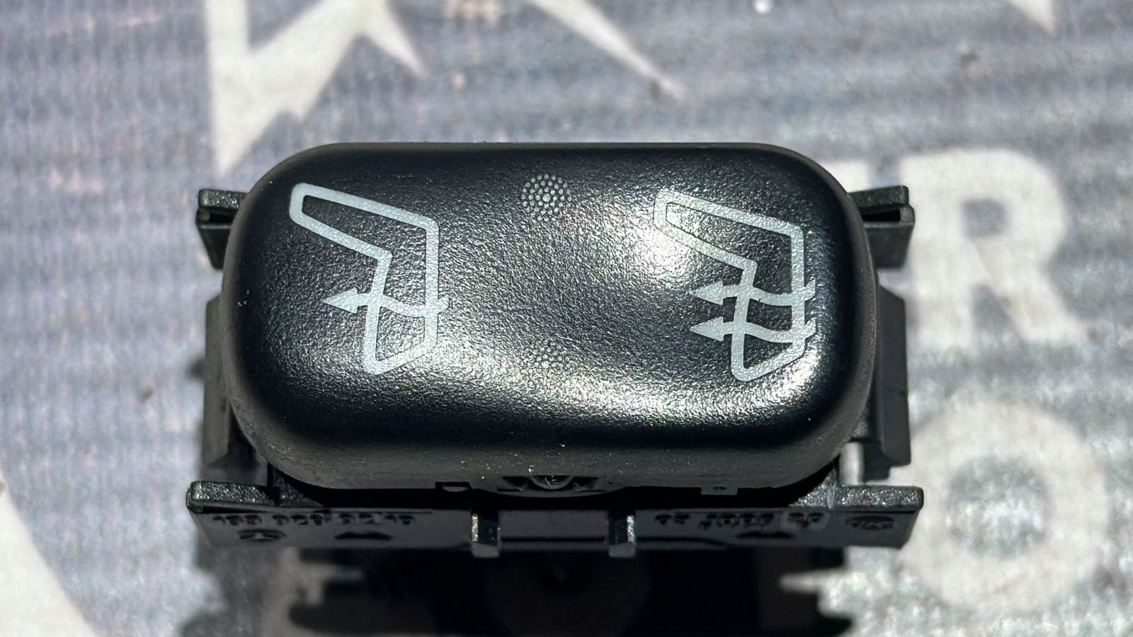 Кнопка обогрева сидений Mercedes M/W163 1997-2005