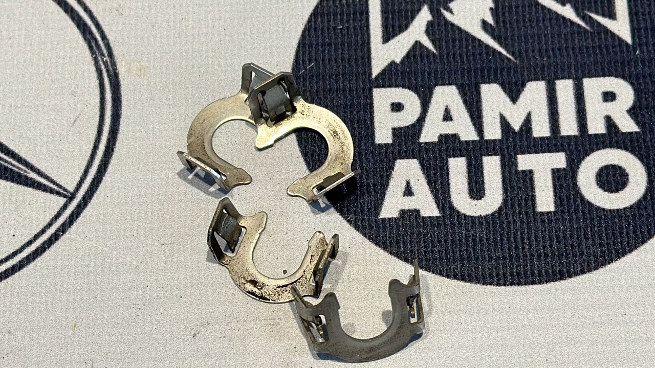 Скоба топливной форсунки Ford C-Max 2003-2010