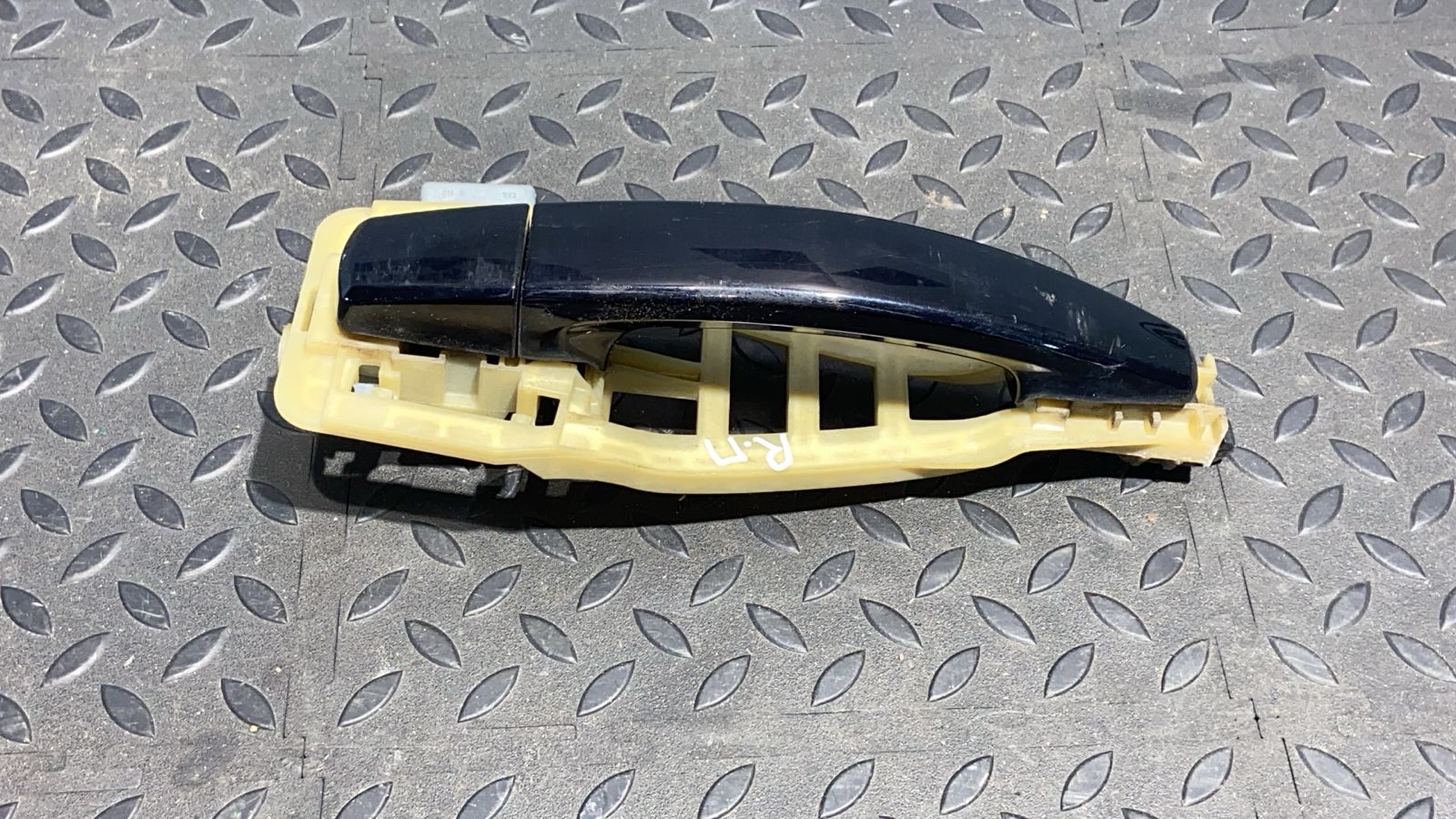 Ручка двери передняя правая Opel Vectra/C 2002-2008