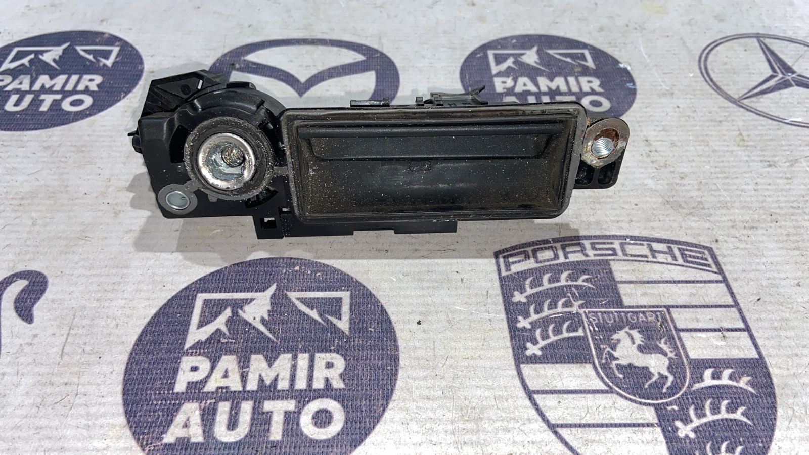 Ручка крышки багажника Mercedes E/W211 2002-2009