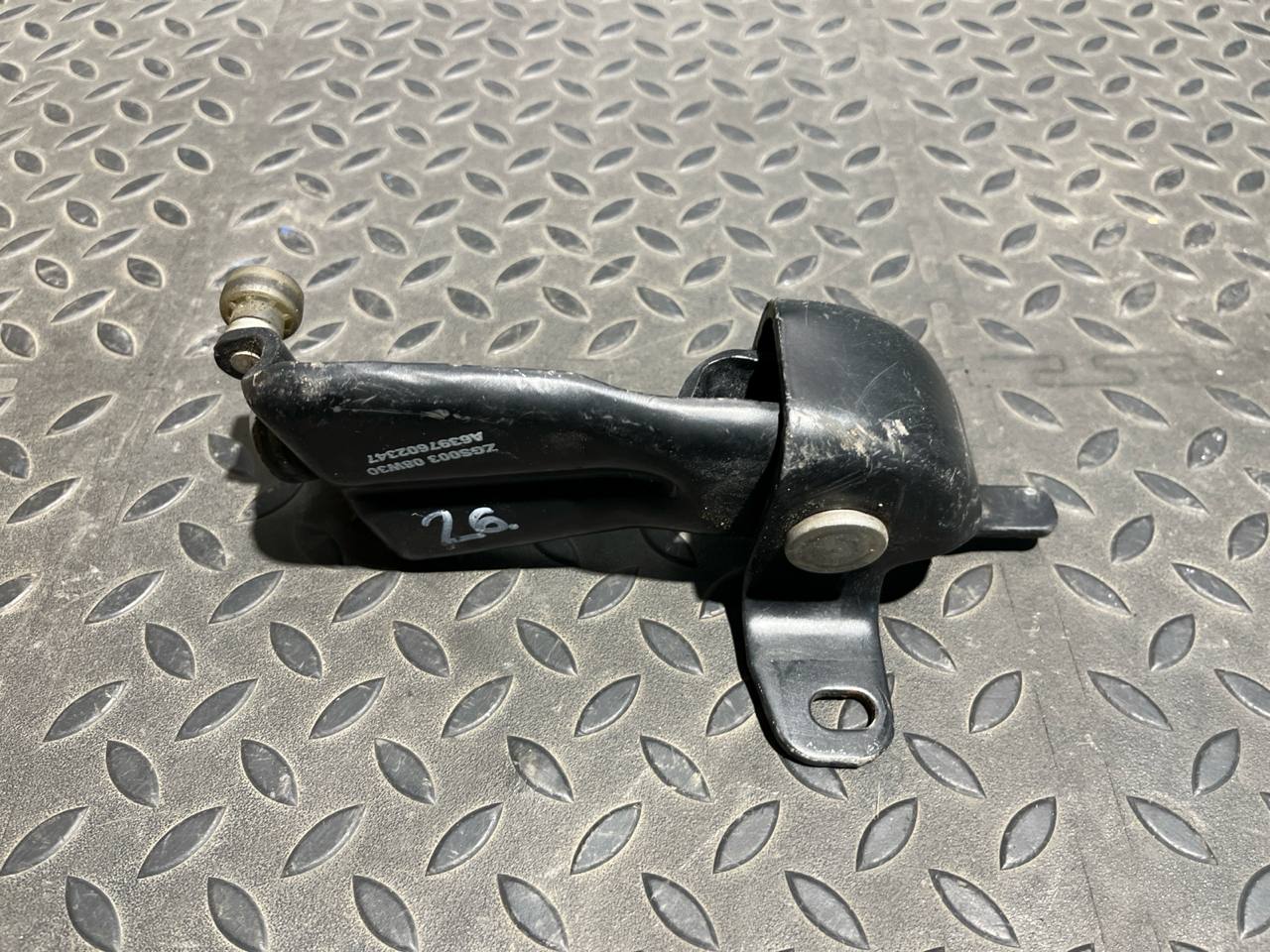 Ролик двери сдвижной правый средний Mercedes Vito/W639 2003-2014