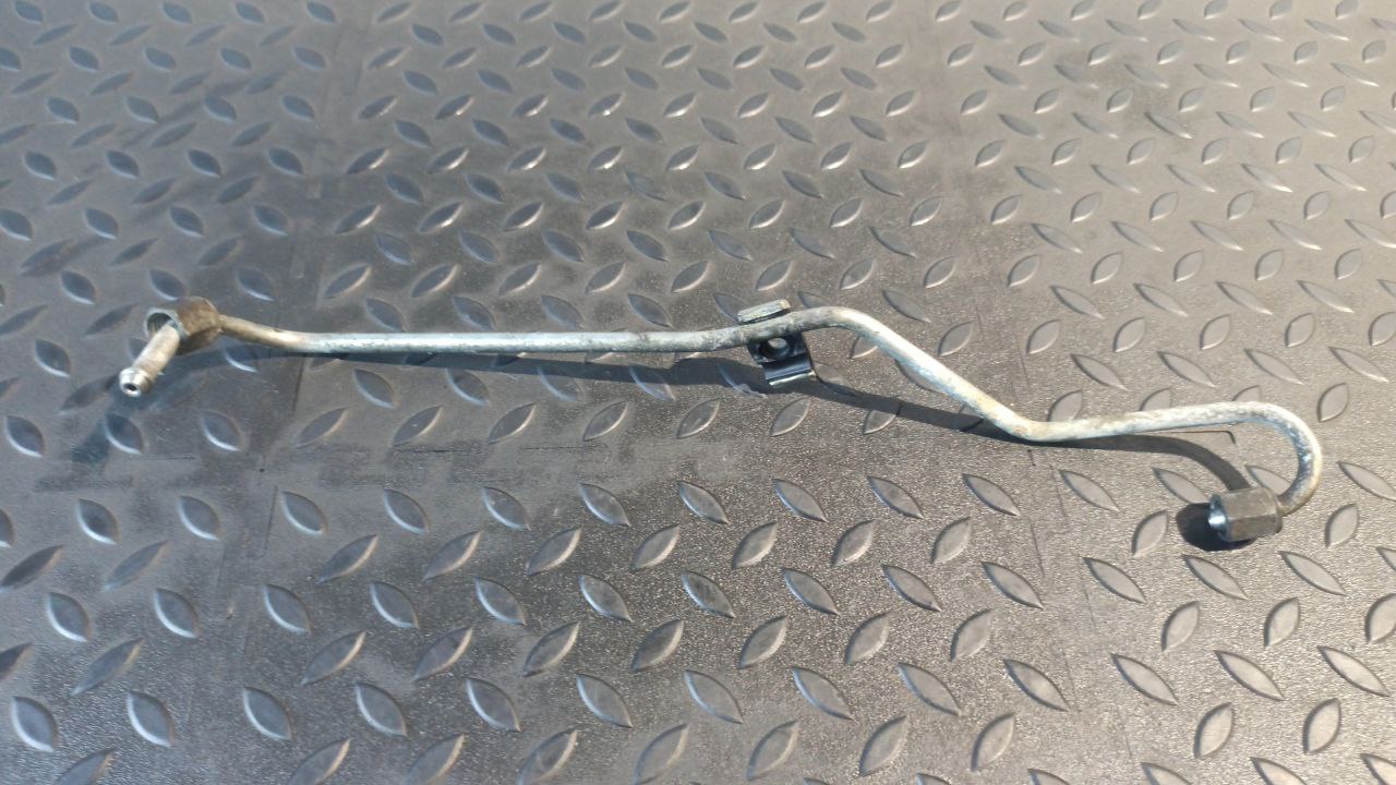 Трубка топливная Toyota Avensis/2 2003-2009