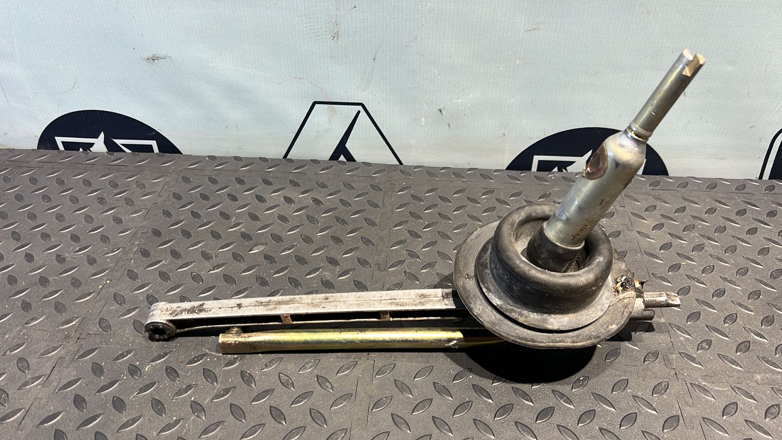 Кулиса МКПП BMW 3/E46 1998-2007