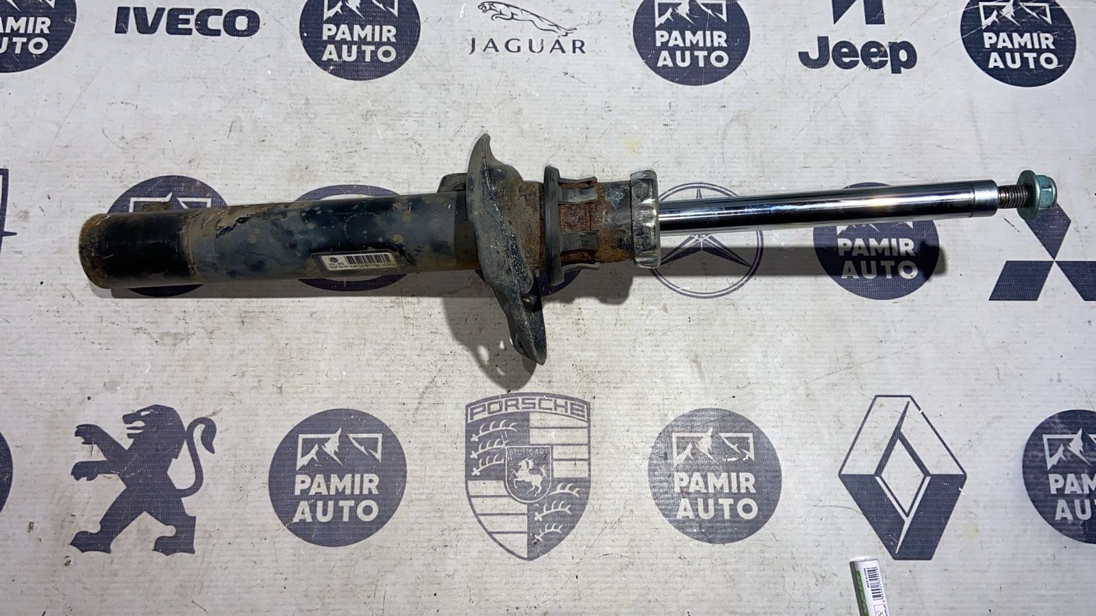 Амортизатор передний левый Volkswagen Golf/5 2003-2009