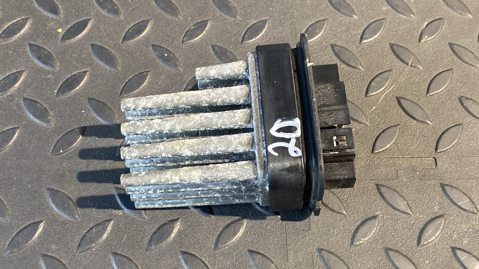 Резистор отопителя Opel Zafira/B 2005-2014