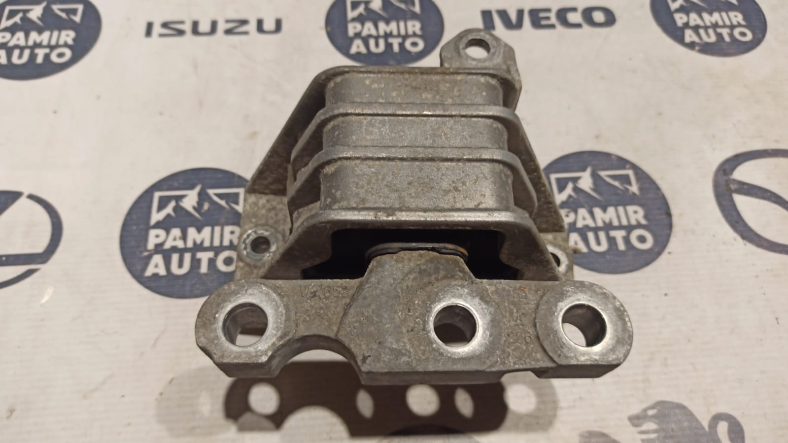 Опора двигателя Opel Vectra/C 2002-2008