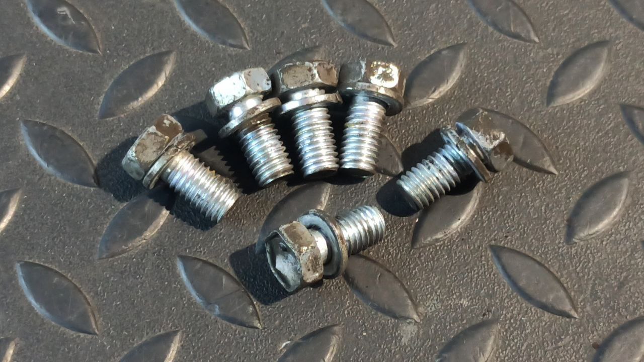 Болт корзины сцепления Toyota Avensis/2 2003-2009