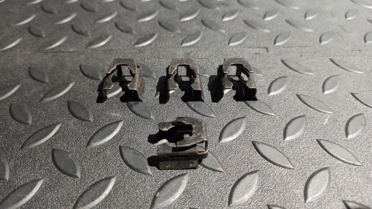 Скоба топливной форсунки BMW 3/E46 1998-2007