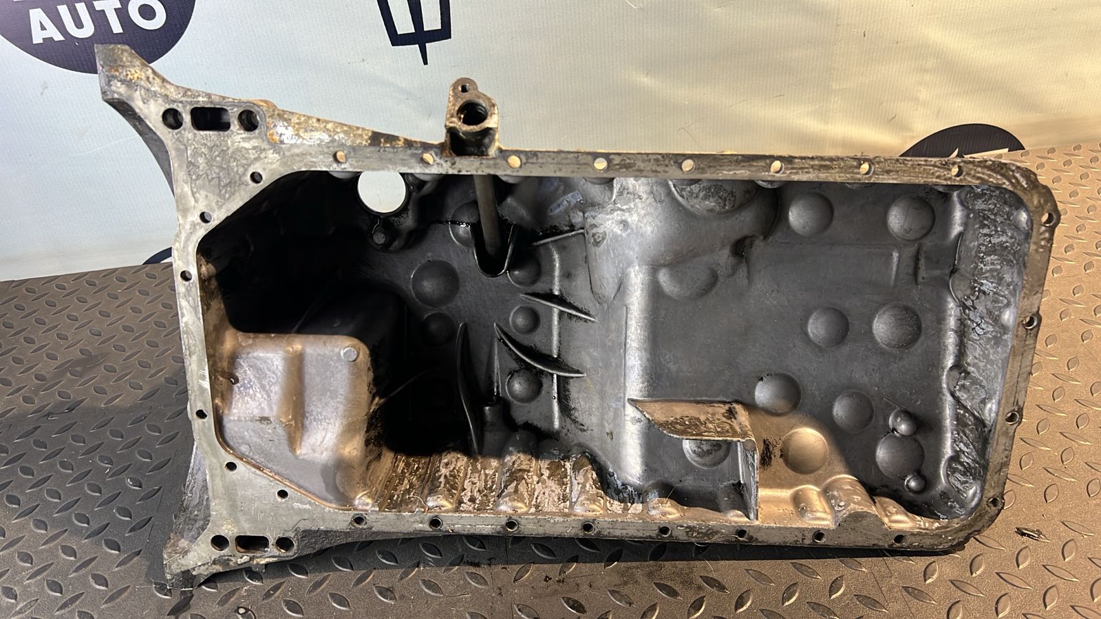 Поддон двигателя Mercedes E/W211 2002-2009