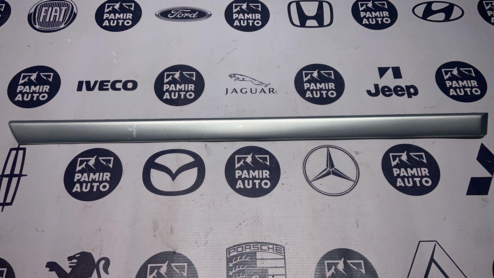 Молдинг двери задний правый BMW 5/E39 1995-2004