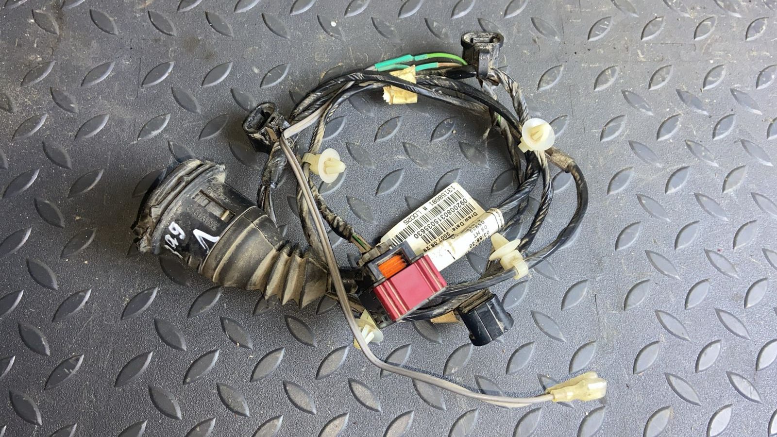 Проводка двери задняя левая  Opel Zafira/B 2005-2014