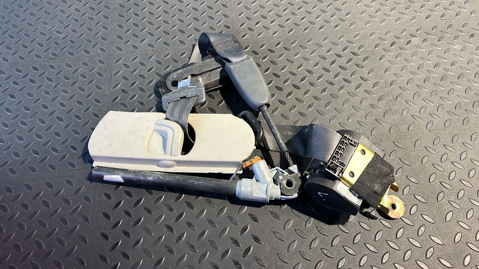 Ремень безопасности передний левый Renault Megane/2 2002-2009