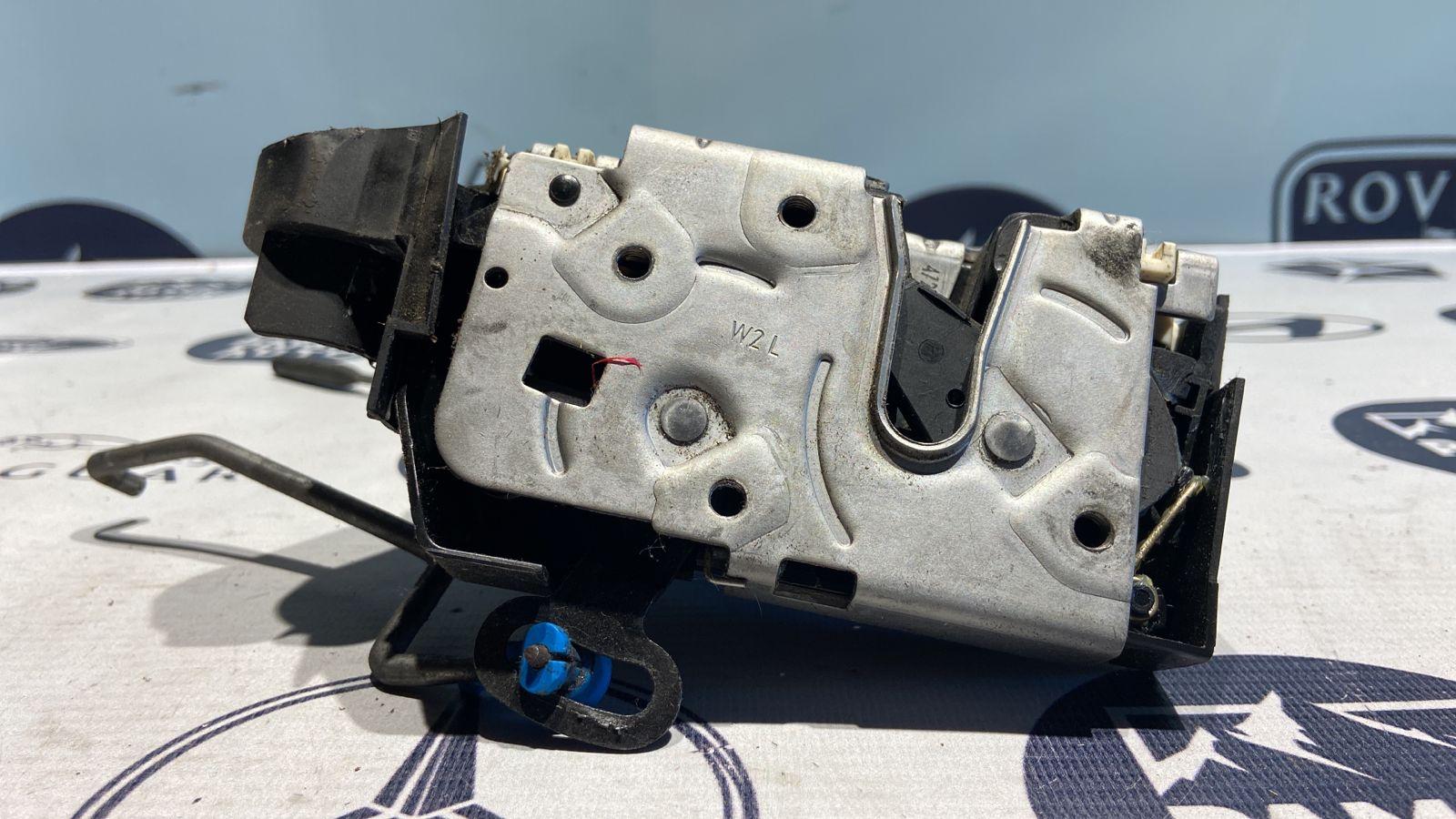 Замок двери передний левый Land Rover Freelander 1998-2006