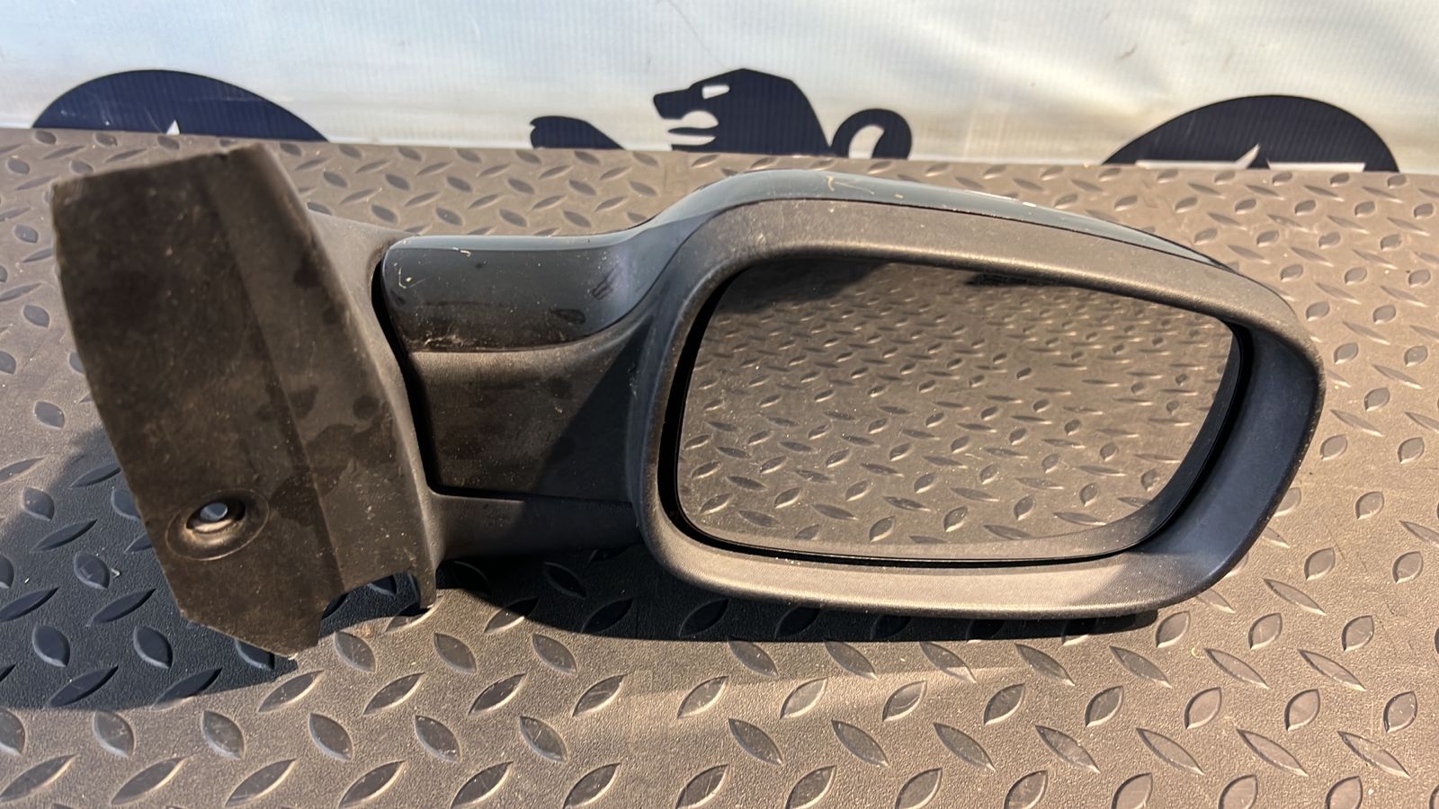 Зеркало правое Renault Scenic/2 2003-2009