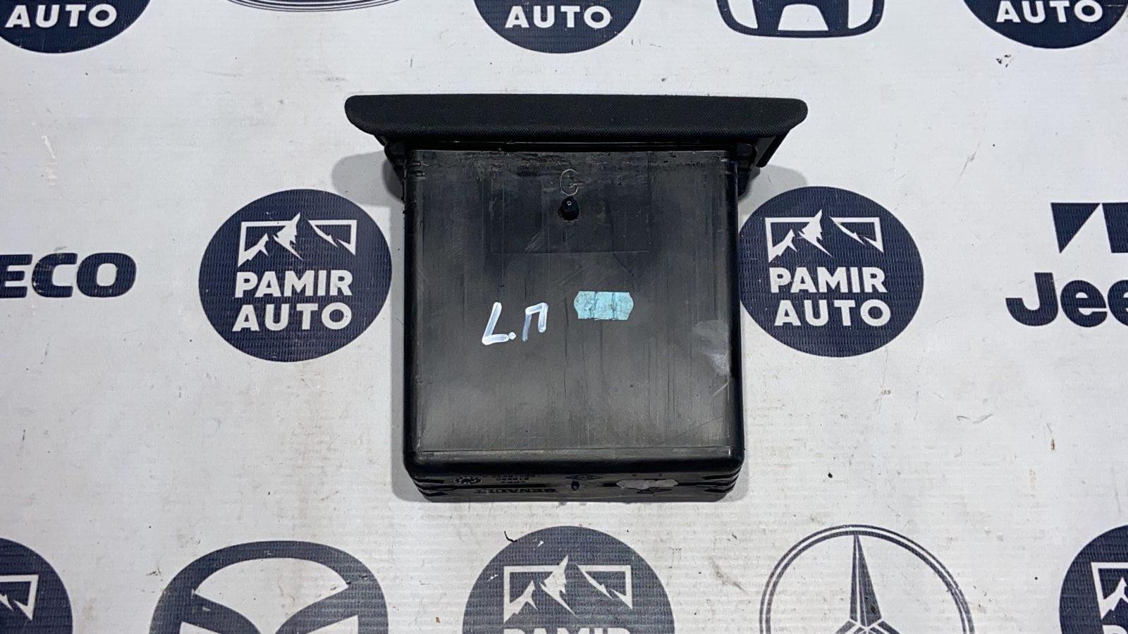 Бардачок Renault Scenic/2 2003-2009