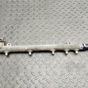 Рампа топливная правая Mercedes E/W211 2002-2009