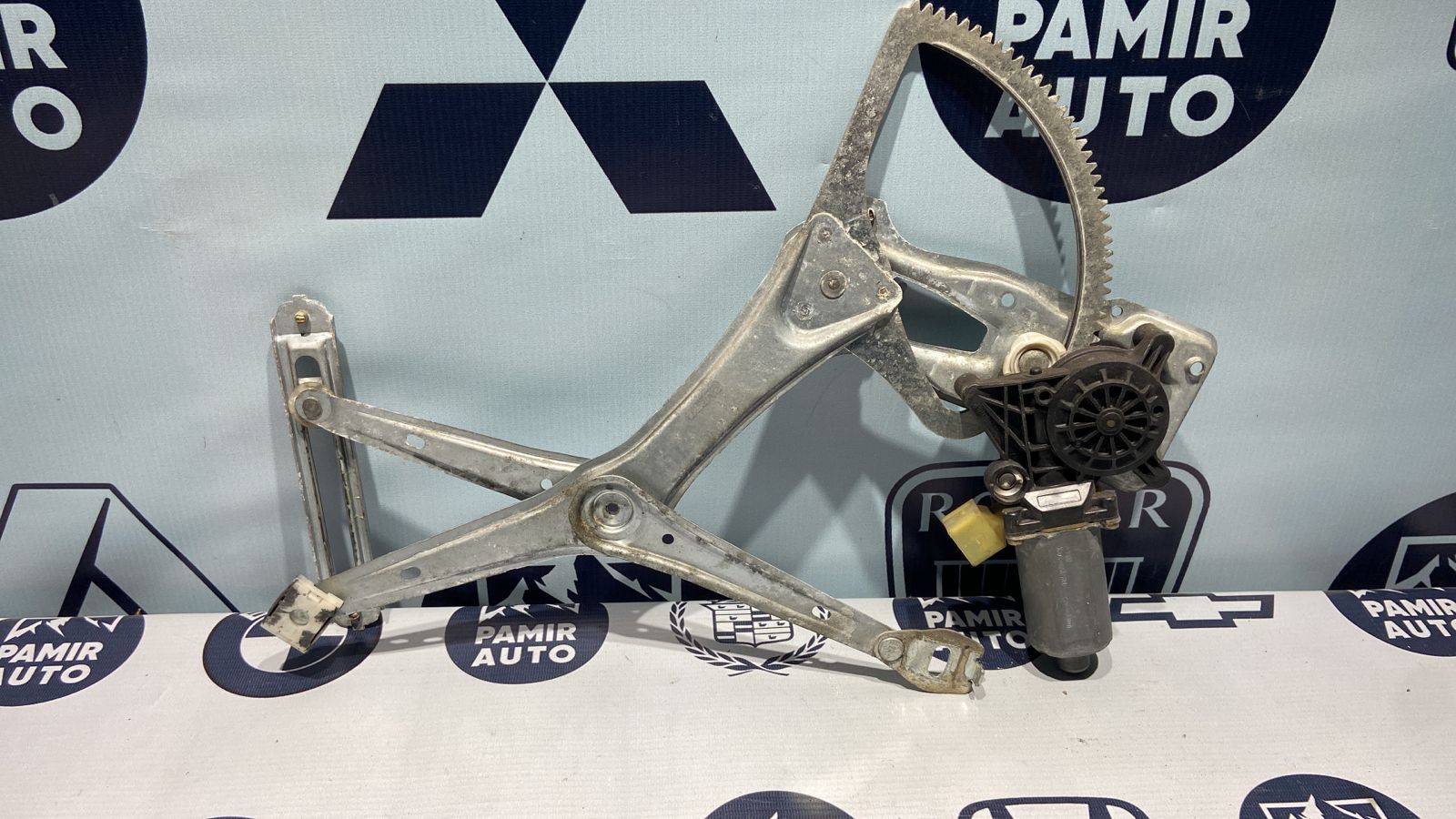 Стеклоподъемник передний правый Mercedes E/W210 1995-2003