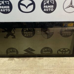 Стекло кузовное глухое левое Ford Transit 2000-2006