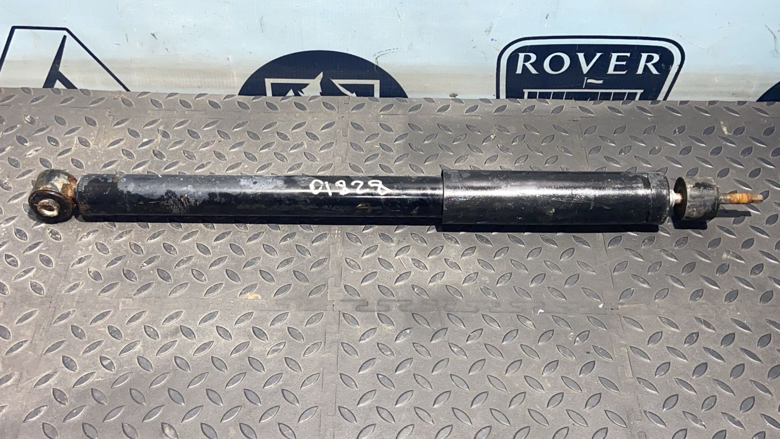 Амортизатор задний Mercedes C/W203 2000-2008