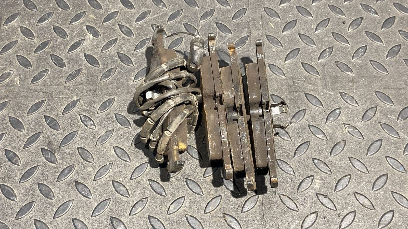 Колодки тормозные задние BMW 3/E46 1998-2007