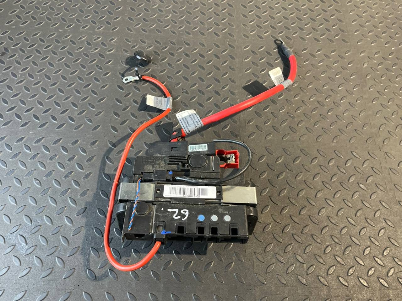 Блок предохранителей BMW 3/E90 2004-2013