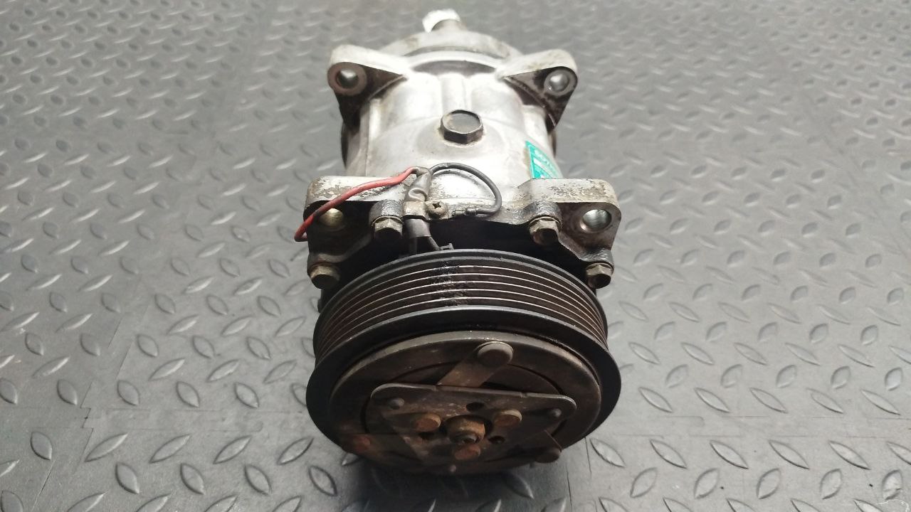 Компрессор кондиционера Mercedes Vito/W638 1996-2003