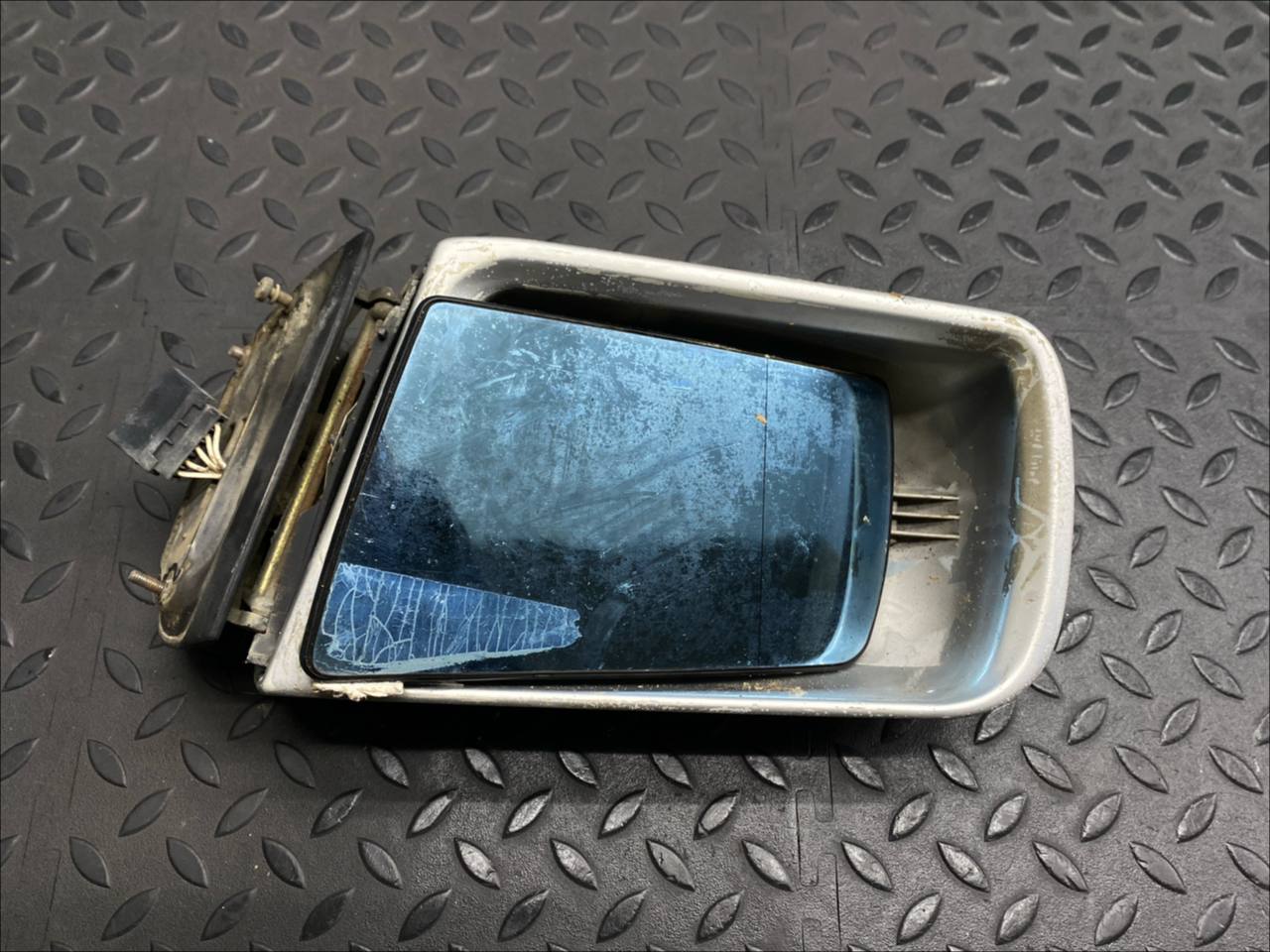 Зеркало левое Mercedes C/W202 1993-2001