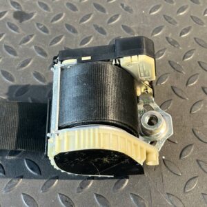 Ремень безопасности передний правый Ford Focus/2 2004-2011